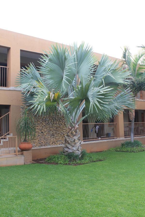 Batter Boys Guest House Pretoria-Noord 外观 照片